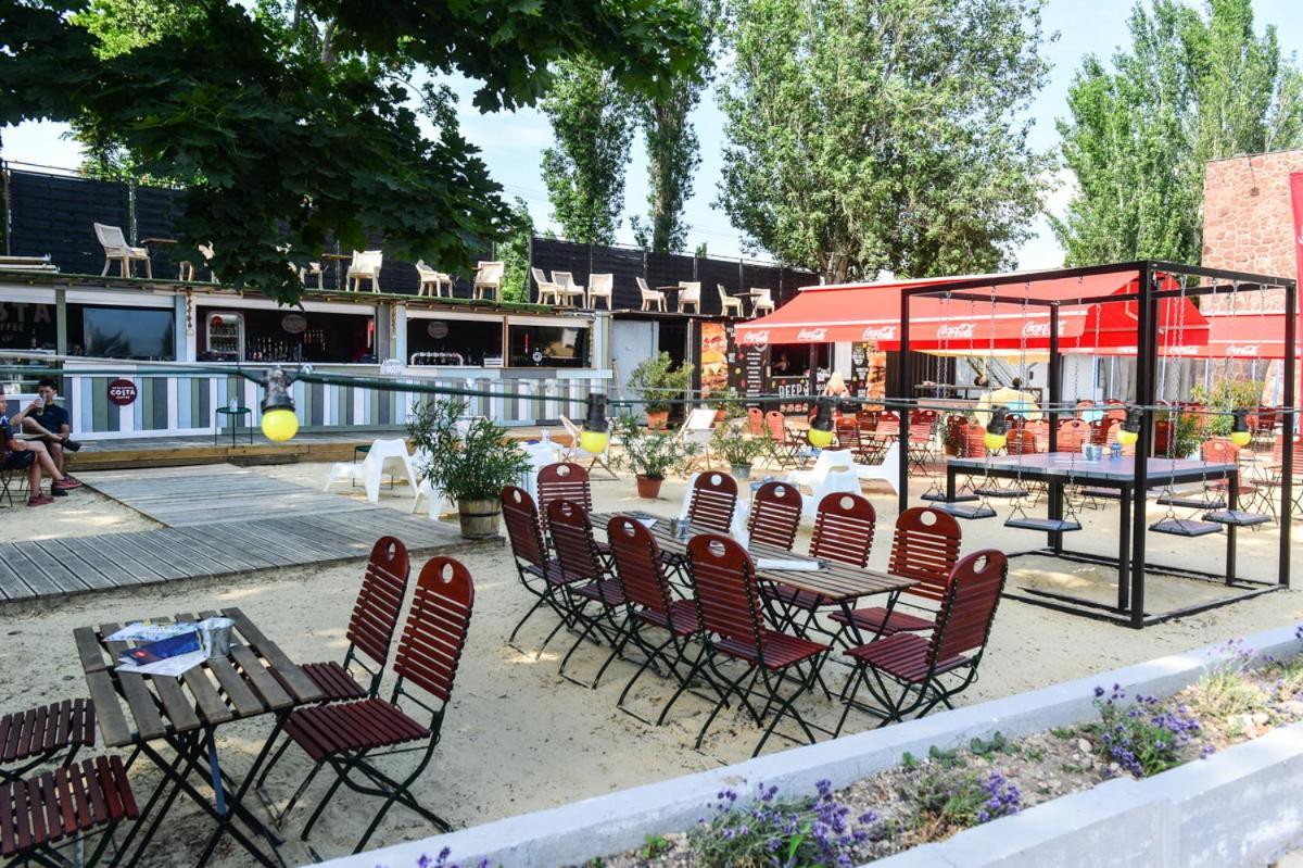 Elmeny Balaton Hotel Alsoors Exterior photo